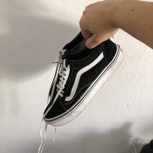 VANS OLD SCHOOL LOW TOP